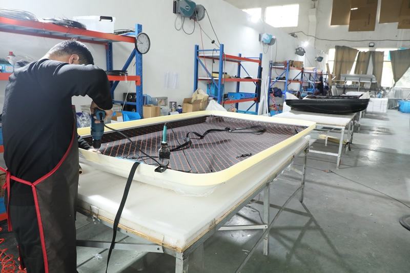 Roof Tent Assembly Workshop